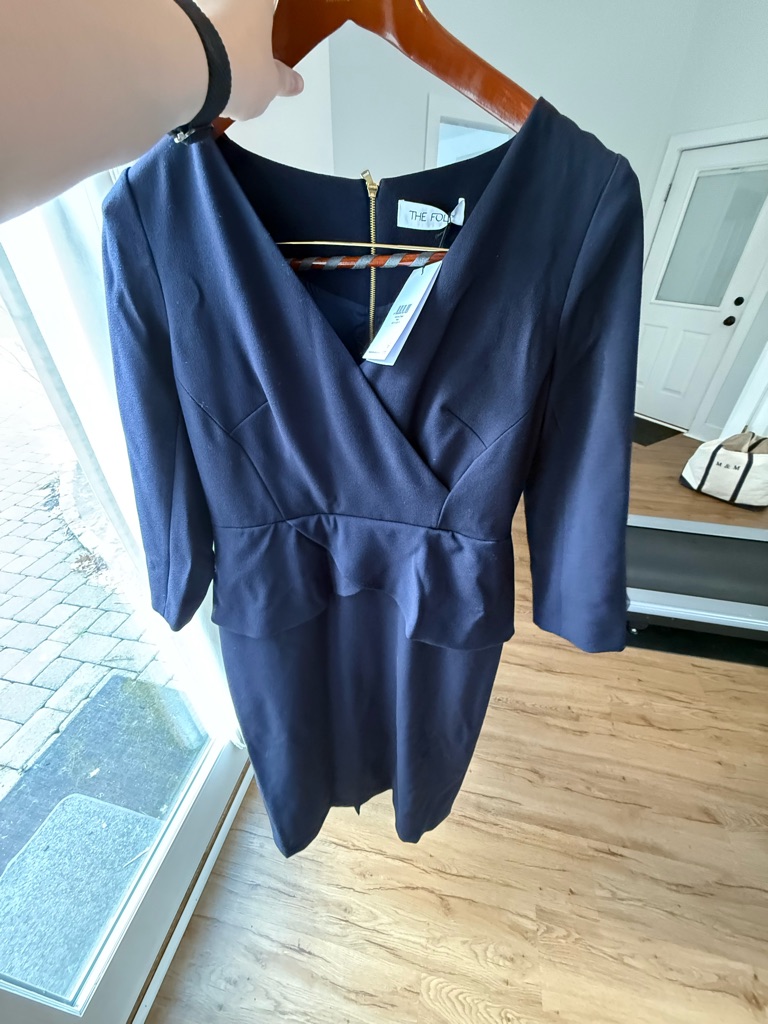 The Fold- Verrone Sculpt Stretch Crepe Dress Navy — image 4 of 8